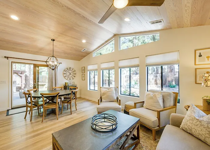 Stylish Hideaway W/ Hot Tub & Fire Pit! * Flagstaff